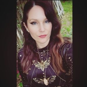 Meet your Posher, Kara